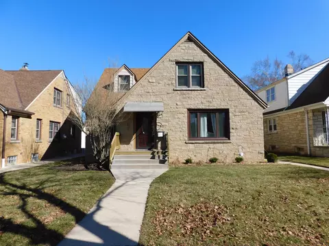 3038 S 38th #A, Milwaukee, WI 53215