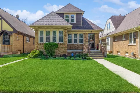 4529 N 41st, Milwaukee, WI 53209