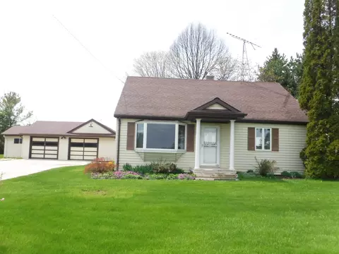 8220 Center, Newton, WI 53063