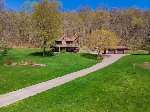 n5404 Aspen Road, Onalaska, WI 54650