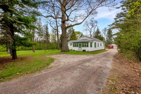 3305 Highway 83, Hartland, WI 53029