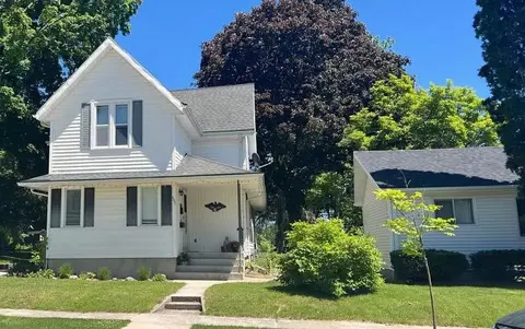 407 Smith, Plymouth, WI 53073