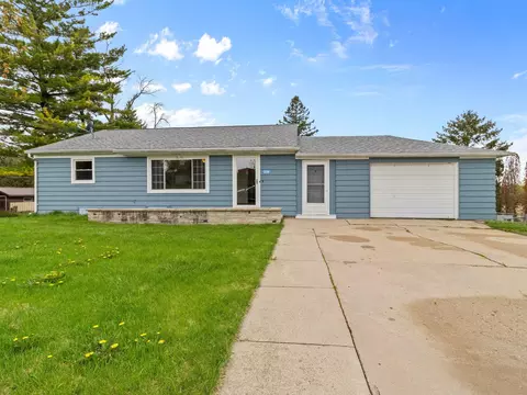 35 County Road Y, Kekoskee, WI 53050