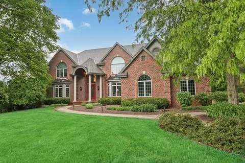 20910 Saxon, Brookfield, WI 53045