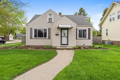 2103 27th, Kenosha, WI 53140