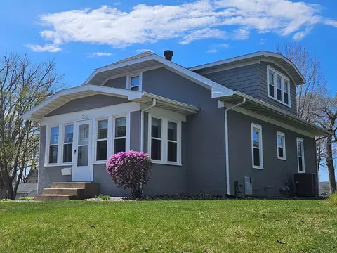 220 4th, Onalaska, WI 54650