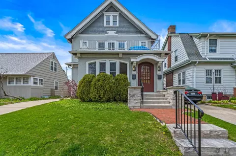 4067 N Stowell #4069, Shorewood, WI 53211