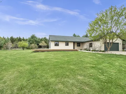 w7300 County Road S, Mitchell, WI 53011
