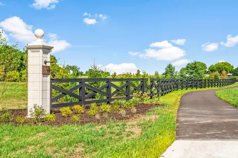 2690 Lake Breeze, Delafield, WI 53029