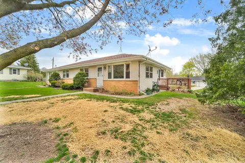 813 Riverview, Plymouth, WI 53073
