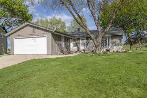 109 Gemini, Mukwonago, WI 53149