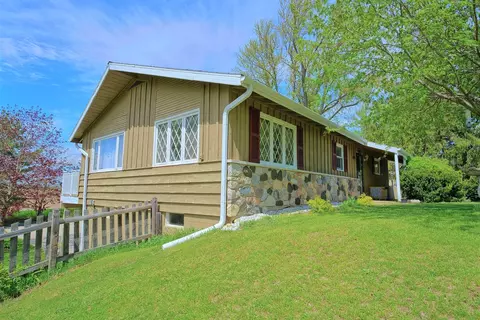 742 W Main, Twin Lakes, WI 53181