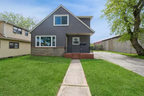 6241 W Thurston #6243, Milwaukee, WI 53218