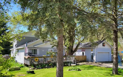 8660 Buena, Burlington, WI 53105