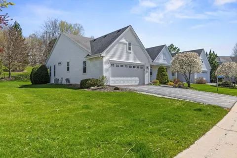 n53w35271 Lighthouse, Oconomowoc, WI 53066