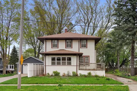629 N Church, Elkhorn, WI 53121