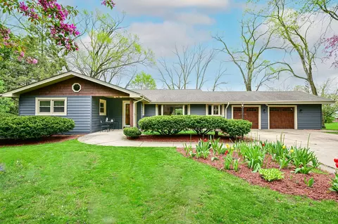11208 Bridget, Hales Corners, WI 53130