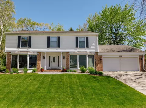 3330 W Burgundy, Mequon, WI 53092