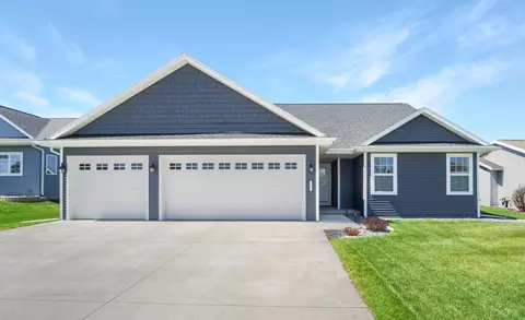 1278 Primrose, Fond Du Lac, WI 54935