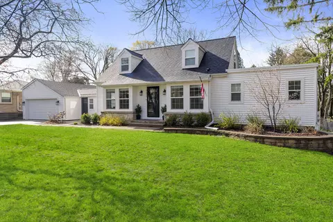 n69w5571 Bridge, Cedarburg, WI 53012