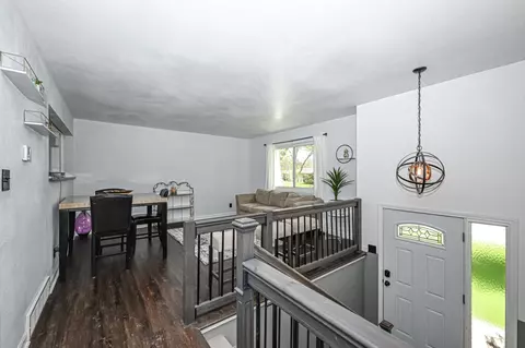 6175 N River Trl, Milwaukee, WI 53225