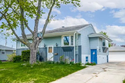 9424 Carol Ann, Sturtevant, WI 53177