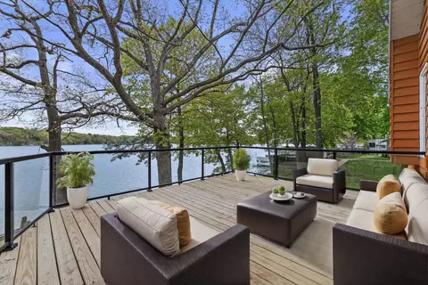 w303s10580 Sandy Bch, Mukwonago, WI 53149