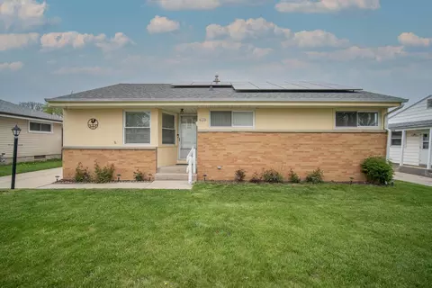 4339 S Louisiana, Milwaukee, WI 53221