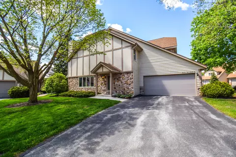 n34w23825 Grace #A, Pewaukee, WI 53072