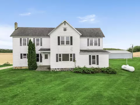 760 W Clarkson, Waterloo, WI 53594