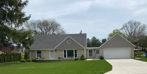 1100 Garvens, Brookfield, WI 53005