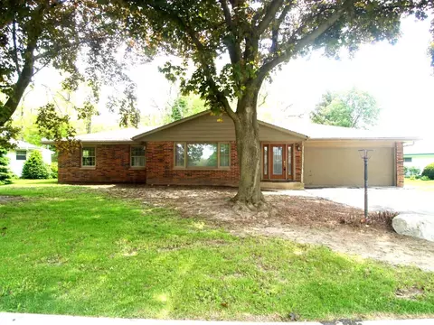 5317 Radcliff, Greendale, WI 53129