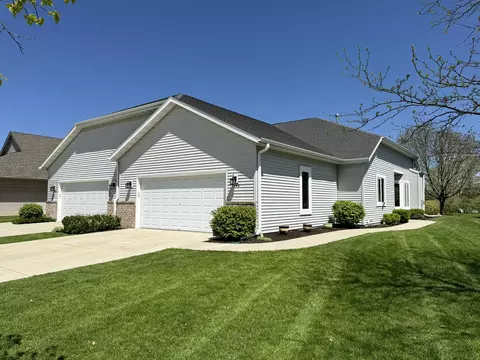 2148 Broken Hl, Waukesha, WI 53188