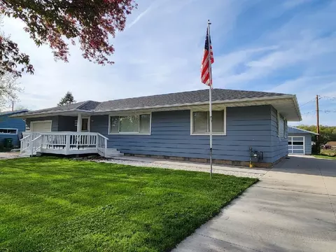 20718 W W Rdg, Galesville, WI 54630