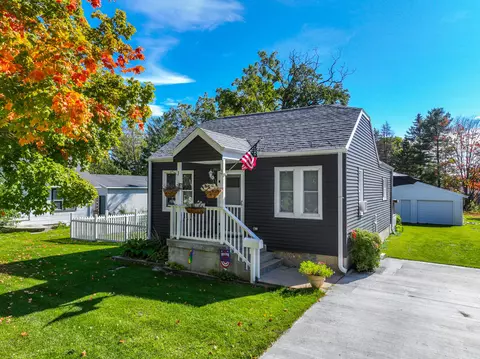 433 W Rockwell, Elkhorn, WI 53121