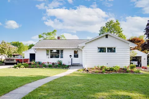 411 W Cramer, Fort Atkinson, WI 53538