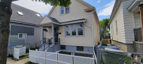 2561 S 13th, Milwaukee, WI 53215
