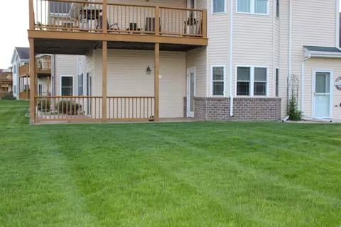 944 Prairie #1, Kewaskum, WI 53040