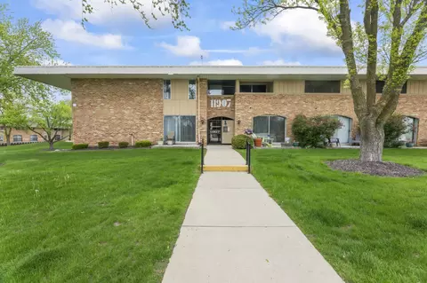 11907 W Appleton #3, Milwaukee, WI 53224