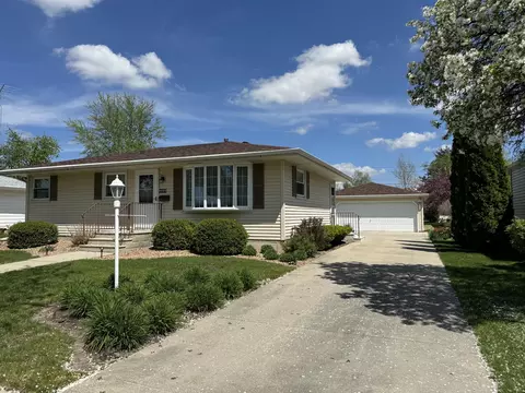 319 Breister, Fond Du Lac, WI 54935
