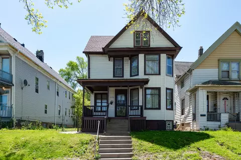 2909 W Pierce, Milwaukee, WI 53215