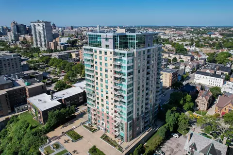 1522 N Prospect #503, Milwaukee, WI 53202