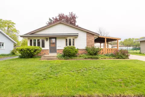 10376 W Villa, Milwaukee, WI 53224