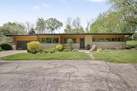 3885 N 169th, Brookfield, WI 53005