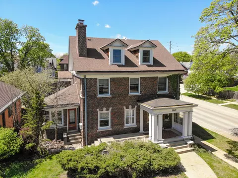 2049 N Hi Mt, Milwaukee, WI 53208