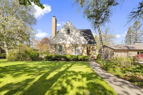 5757 N Crestwood, Glendale, WI 53209