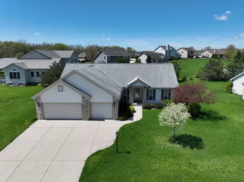 851 River Rdg, Waterford, WI 53185