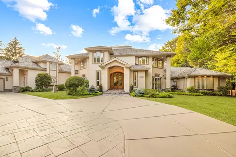 10115 N Anne, Mequon, WI 53092
