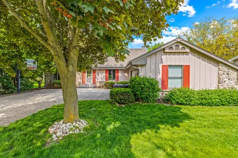 1125 Rainbow, Mukwonago, WI 53149