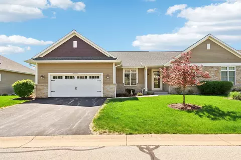 n3w31437 Lara, Delafield, WI 53018